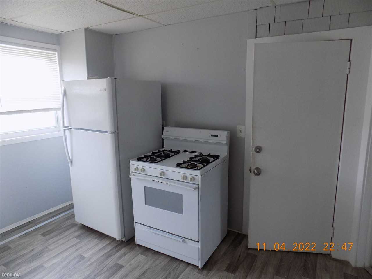 292 Mill St - Photo 3 of 8