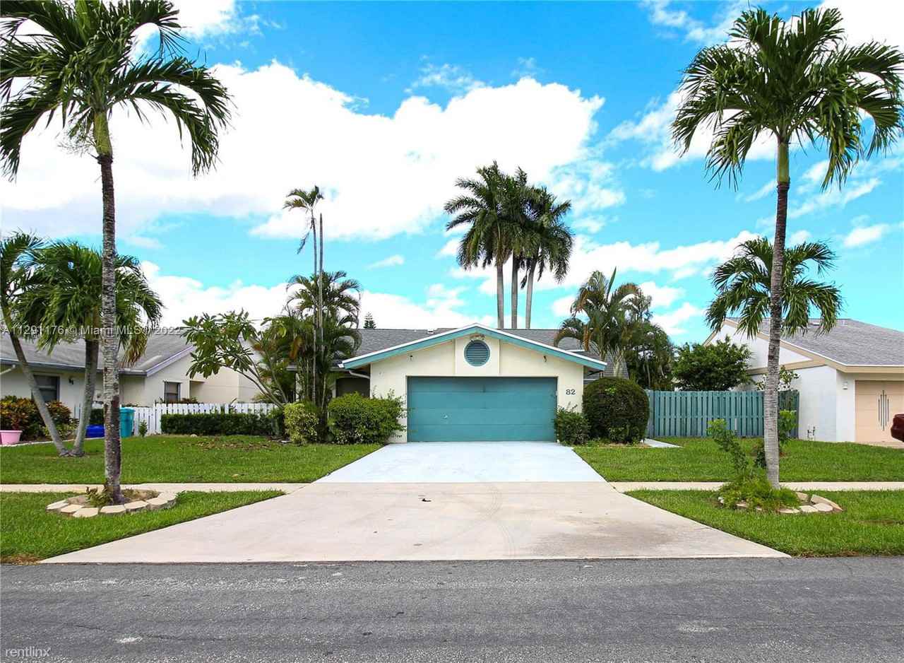 82 Baytree Cir - Photo 3 of 16