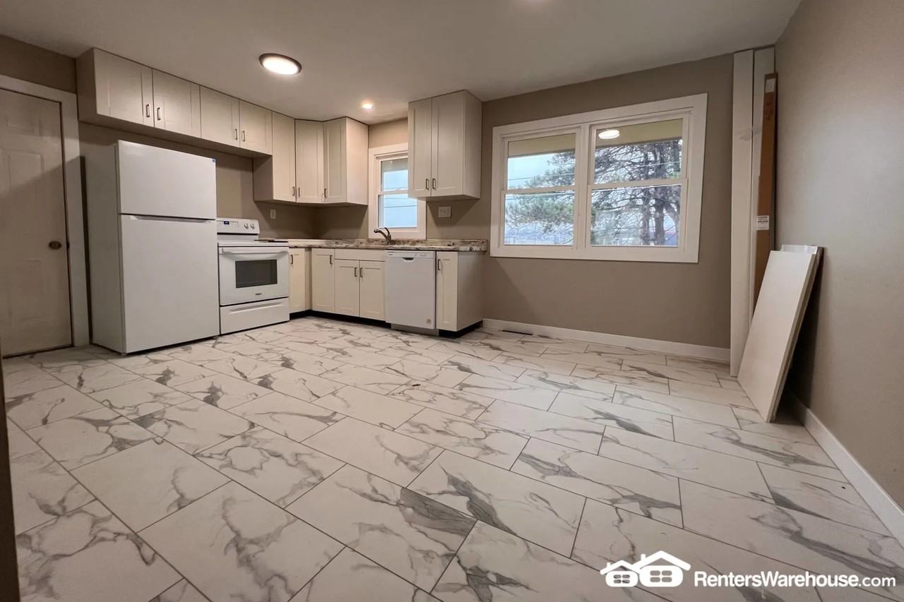 7305 Wilshire Blvd - Photo 3 of 14