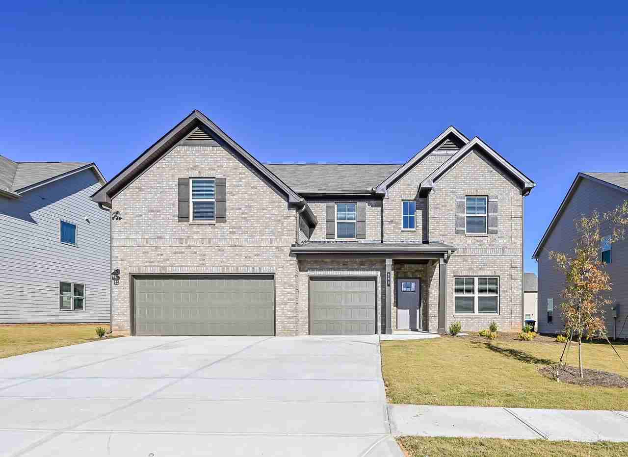 303 Eleanora Crossing