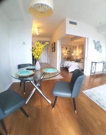 832G Bay St #1407 - Photo 2 of 2