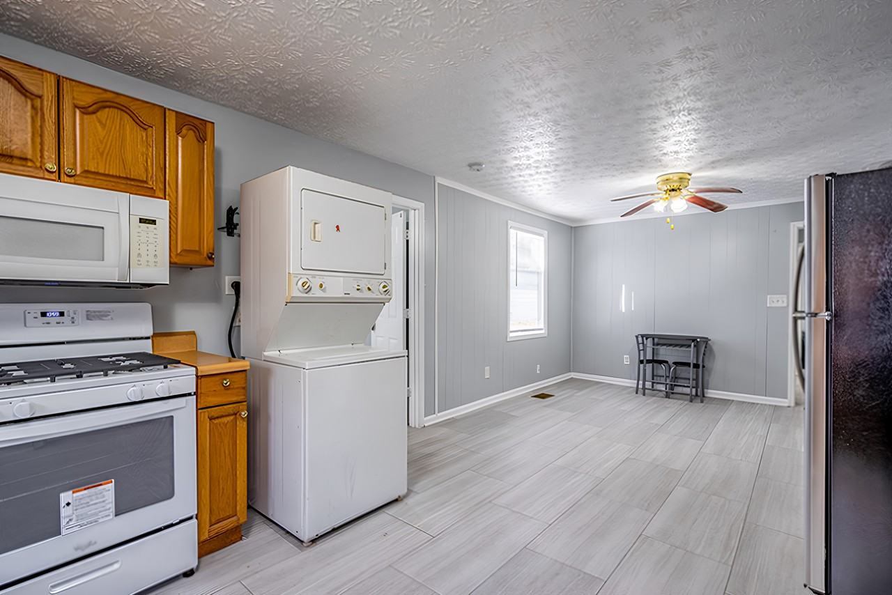 Murray Lake Cir - Photo 5 of 14