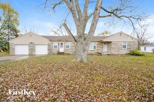 371 S Hendricks Dr - Photo 1 of 1