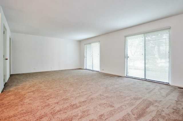 1707 Northfield Square #A - Photo 2 of 10