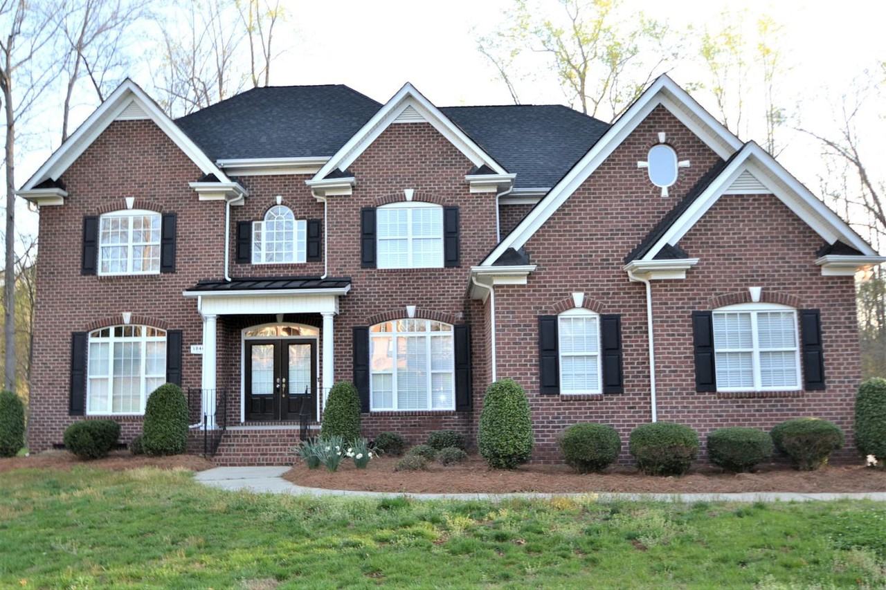 10405 Olde Irongate Ln, Mint Hill, NC 28227 5 Bedroom Apartment for