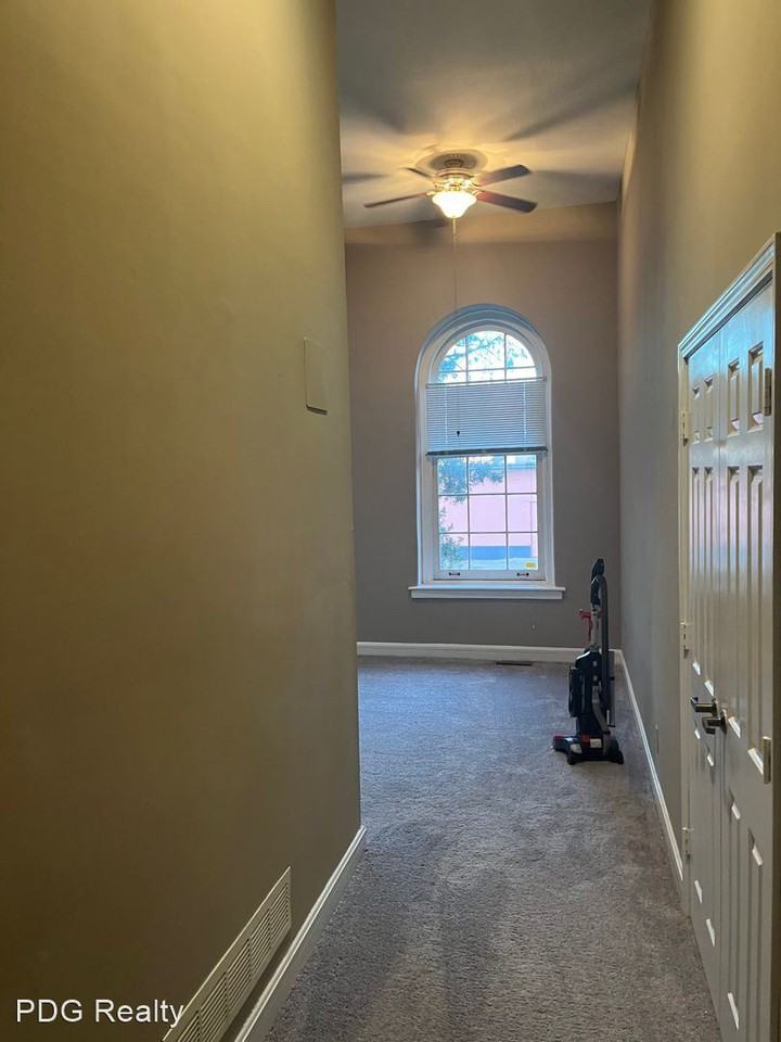 747 S. 5th Street - Photo 2 of 11