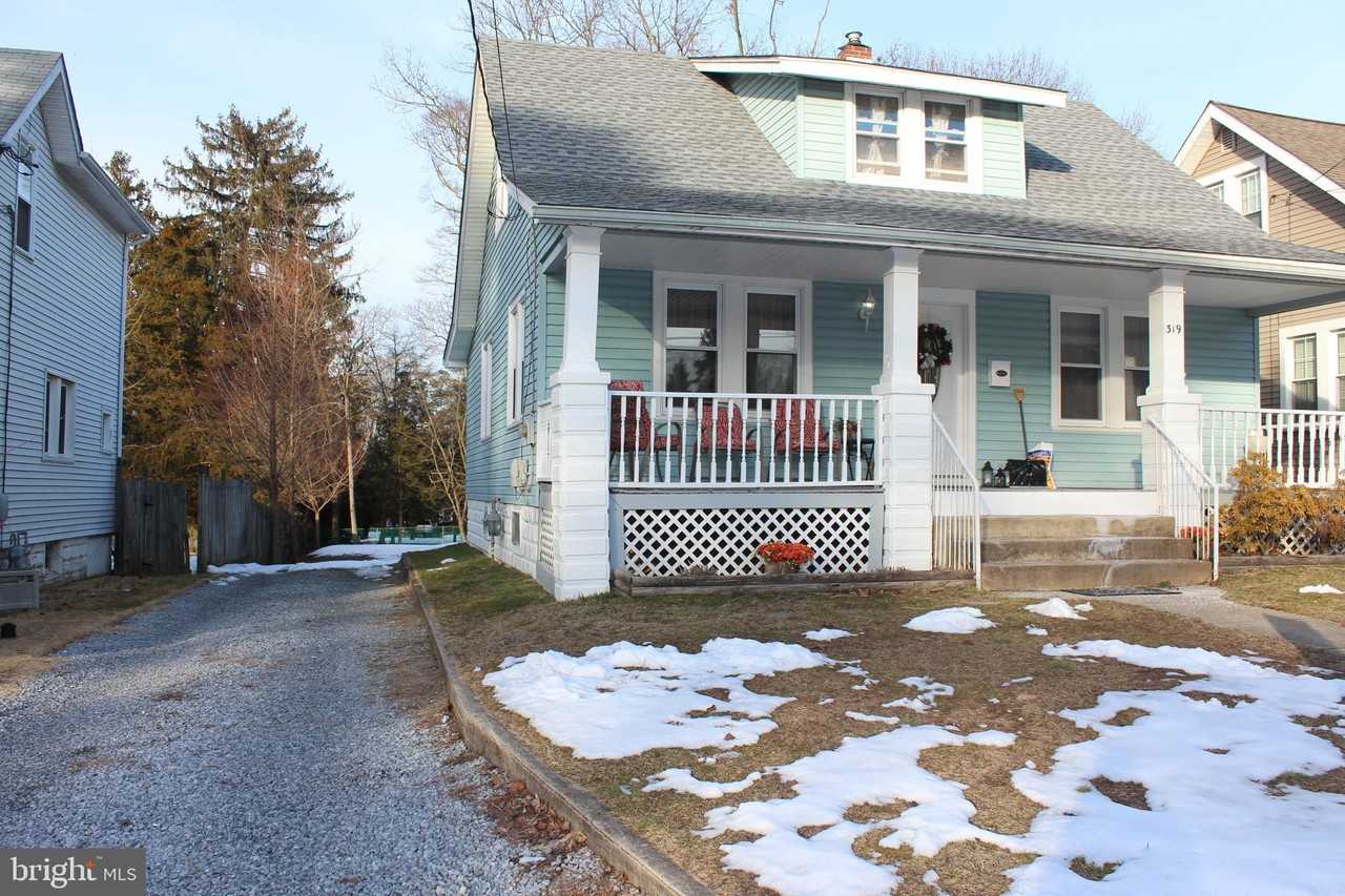 319 Swarthmore Rd - Photo 2 of 16