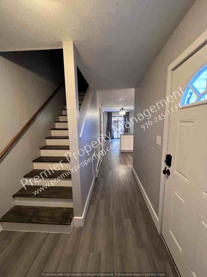 251 Beacon Ct #7 - Photo 2 of 14