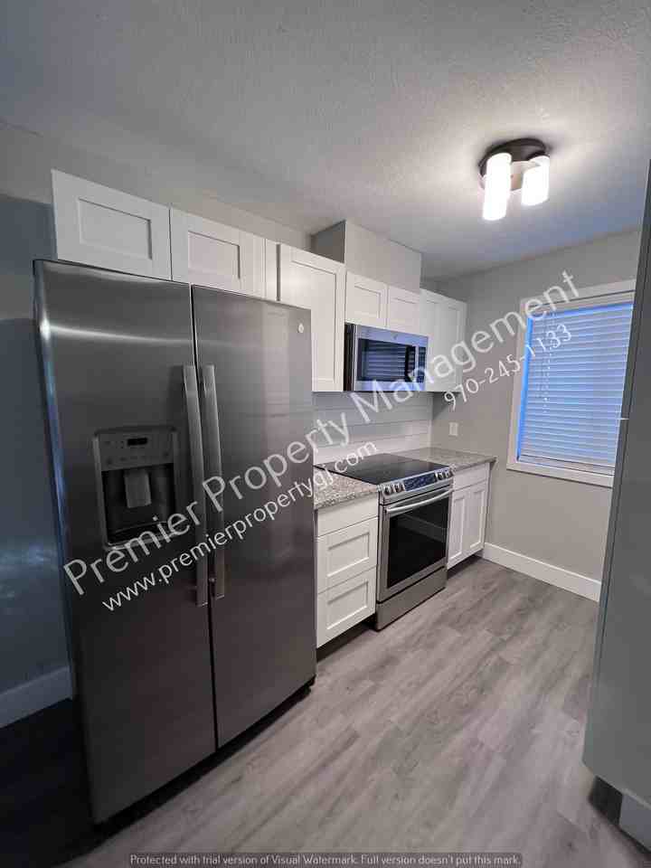 251 Beacon Ct #7 - Photo 4 of 14