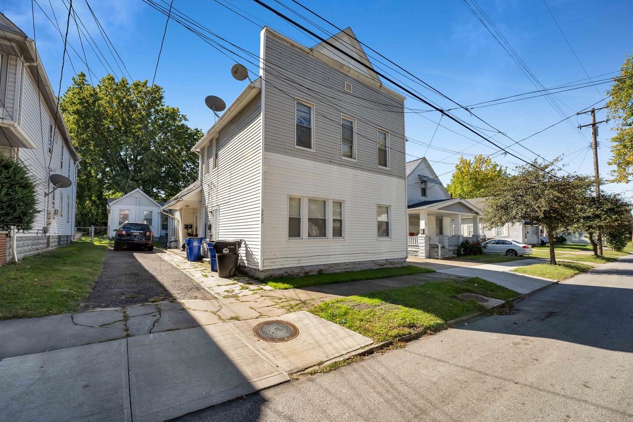 6800 Fullerton Ave - Photo 2 of 14