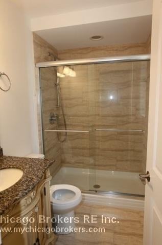 904 Reba Pl - Photo 3 of 6