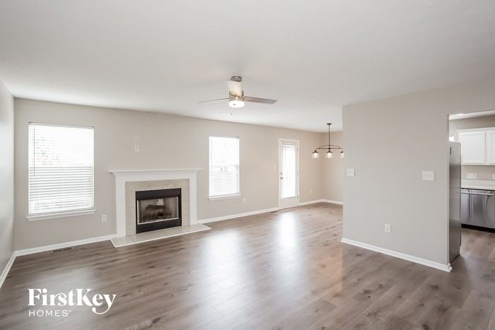 3049 Sholty Ct - Photo 3 of 15