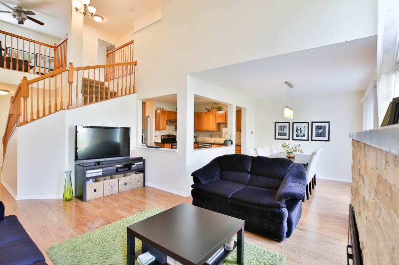 6 Cloverdale Ct - Photo 3 of 37