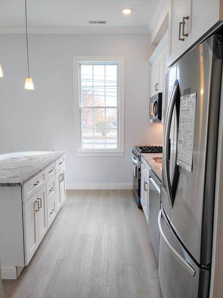 185 Willow Street #2 - Photo 4 of 13