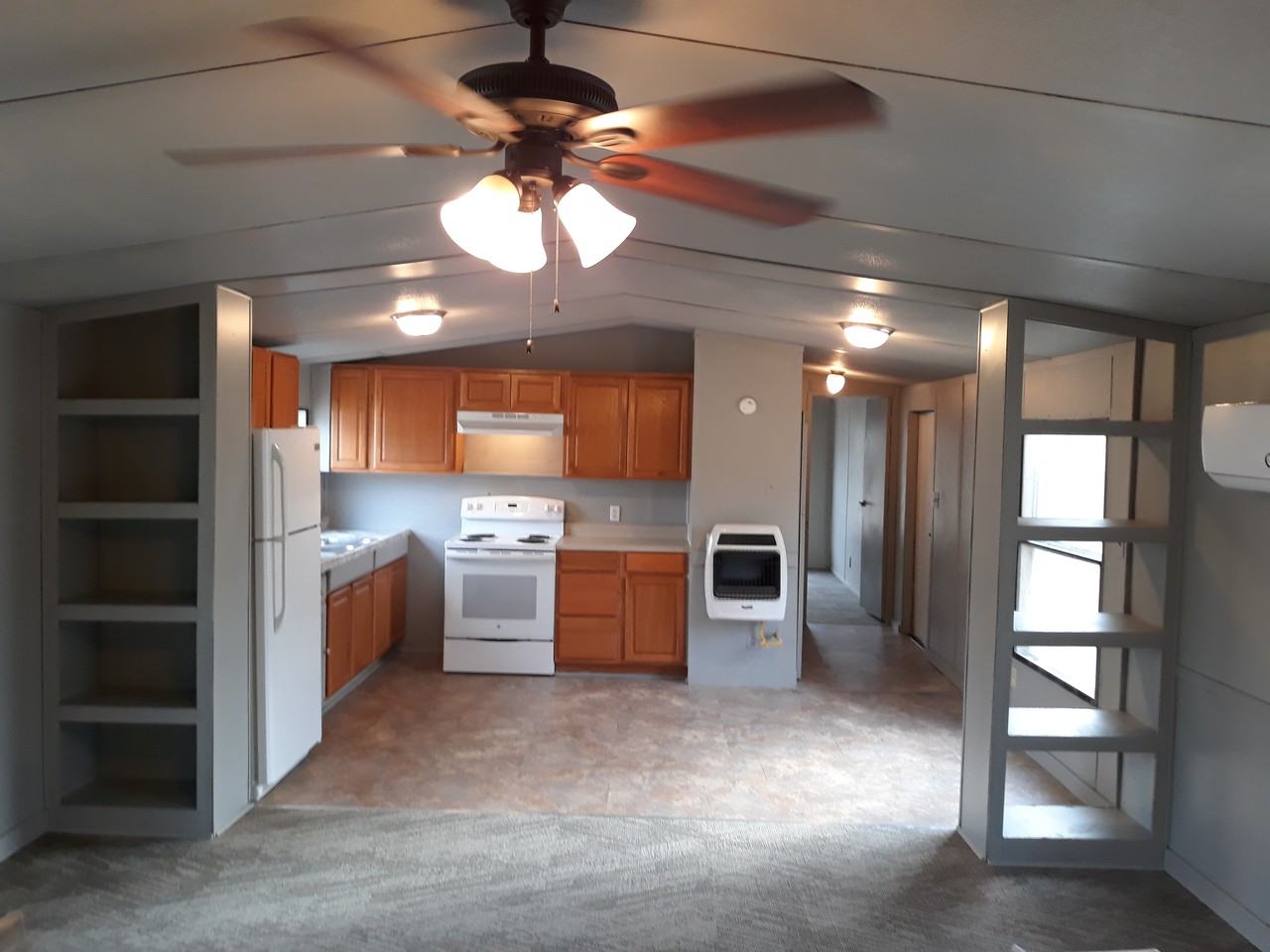 2 S Main St - Photo 2 of 4