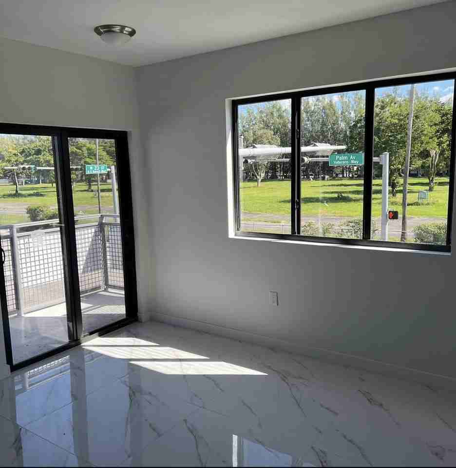 2290 Palm Avenue - Photo 3 of 4