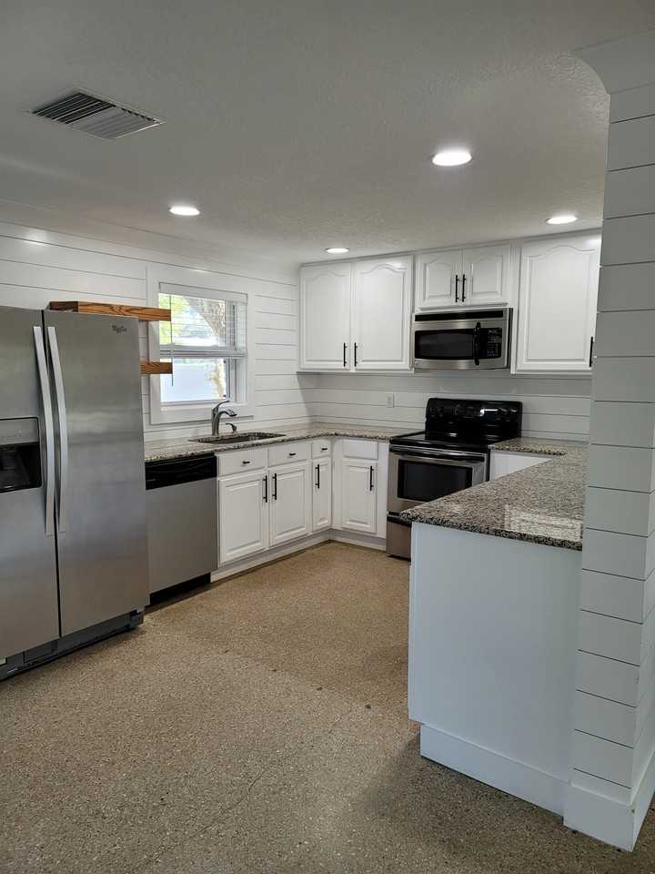 804 15th Avenue - Photo 2 of 17