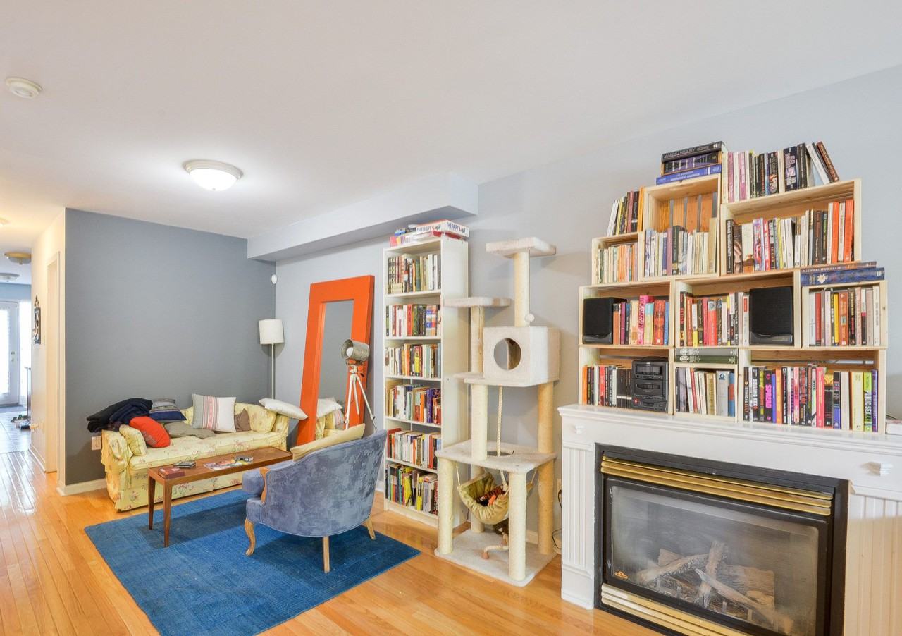 26 Osler Street - Photo 3 of 17