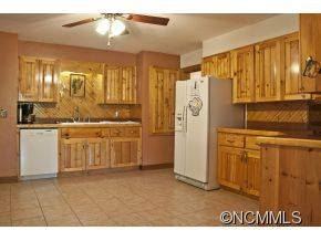 321 Eagles Nest Rd - Photo 2 of 6