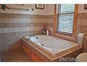 321 Eagles Nest Rd - Photo 3 of 6