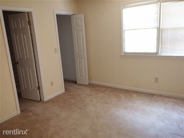 2632 Windy Crossing - Photo 2 of 8