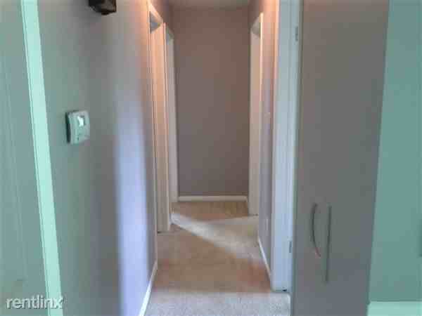 7802 Emberly Dr - Photo 3 of 12