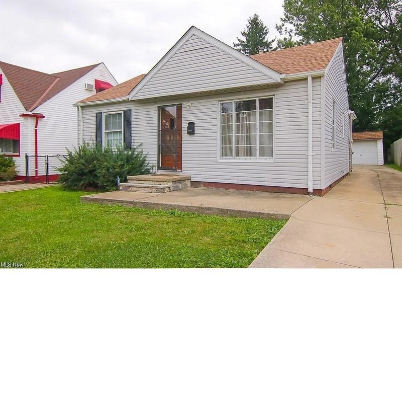 4549 W 147th St, Cleveland, OH 44135 3 Bedroom House for 1,199/month