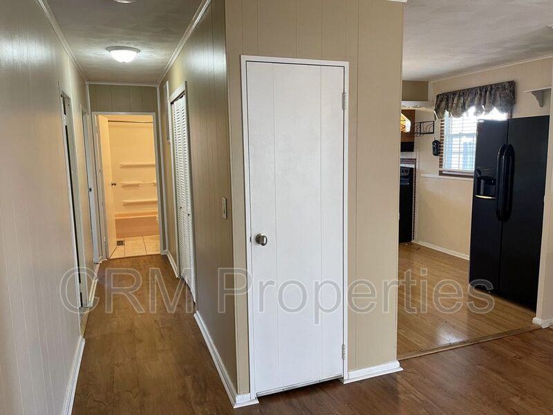 5205 Arrowhead Blvd - Photo 3 of 21