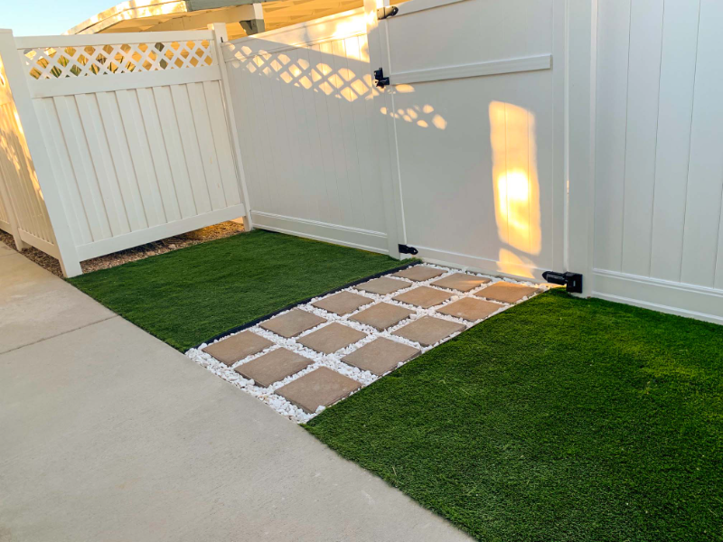 7205 Lakeland Court - Photo 4 of 16