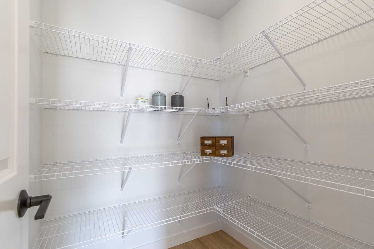 Ellington Flats Apartments 60 Ken Oblik Dr, Winnipeg, MB R3Y 2C8 Zumper