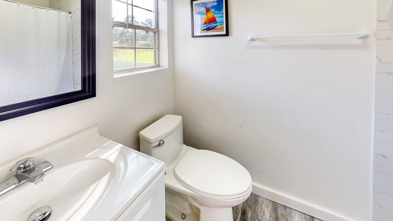 Canterbury Dr - Photo 3 of 12