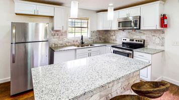 featured image of Canterbury Dr