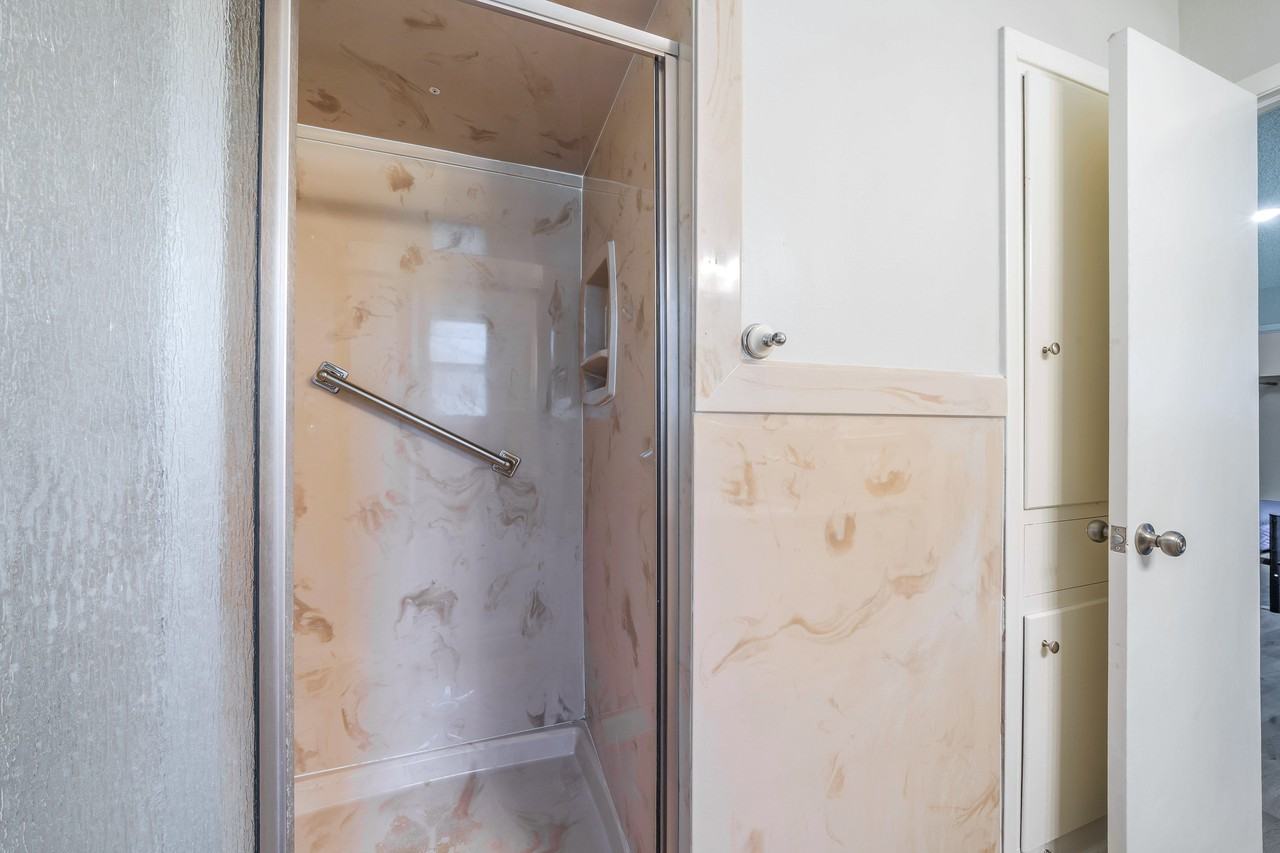 Coolgreen St - Photo 7 of 13