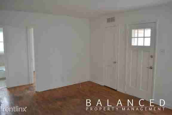 2817 Se Minnesota Ave - Photo 2 of 13