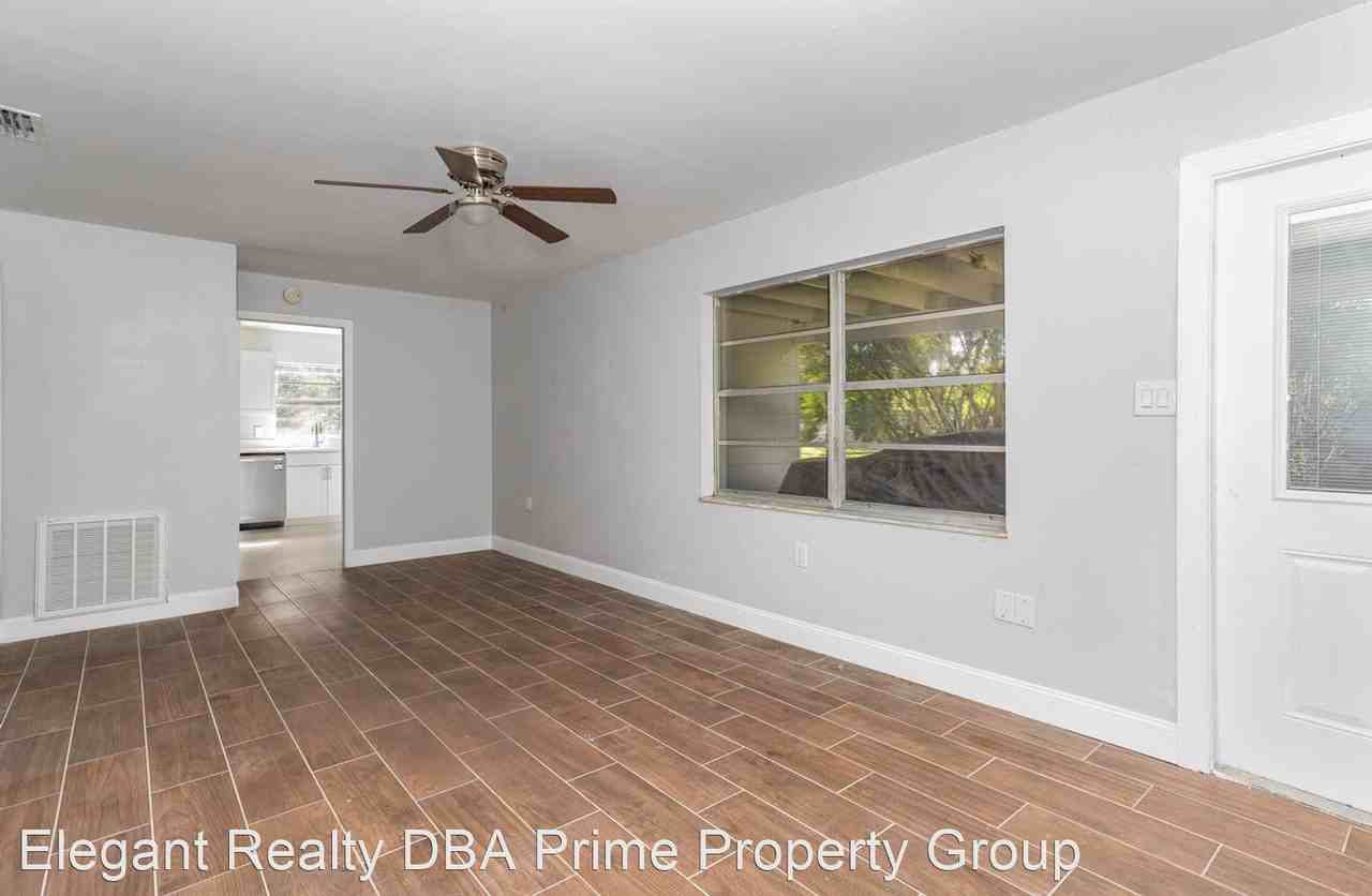 4610 Barley St - Photo 3 of 21