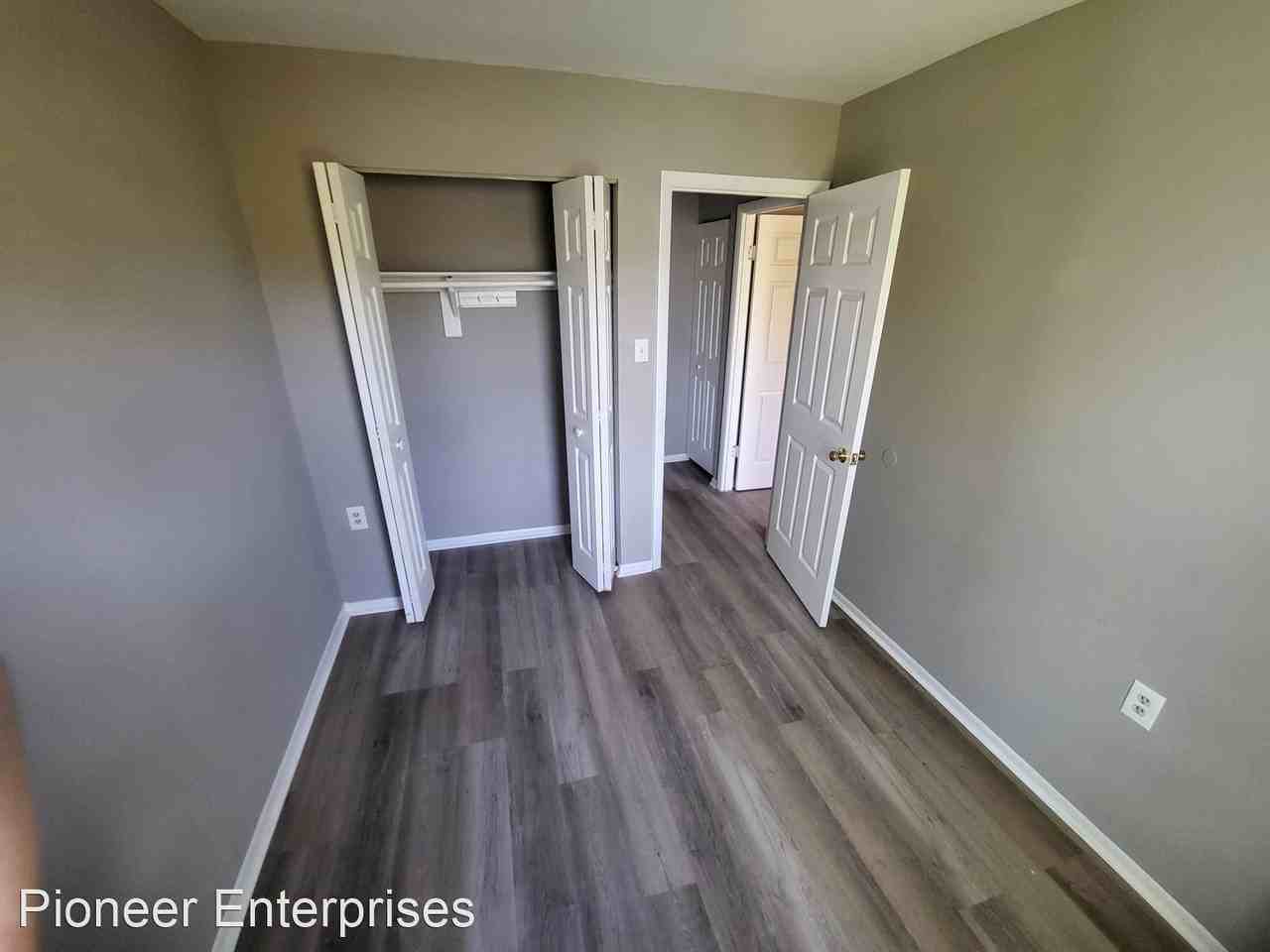 1208 Valley St - Photo 3 of 28