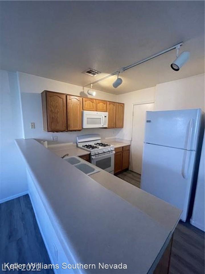 2500 Perryville Ave #102 - Photo 2 of 7