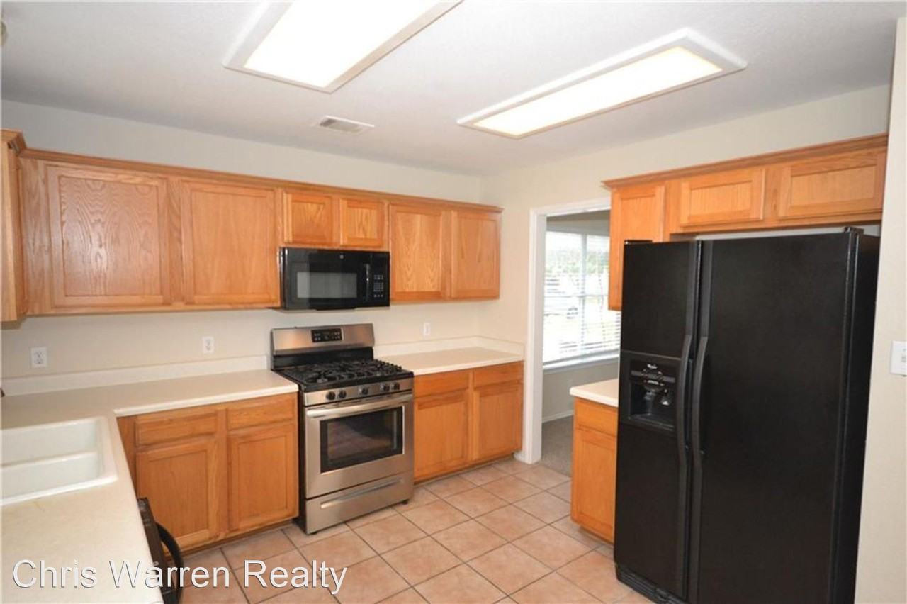 17404 Toyahville - Photo 2 of 18