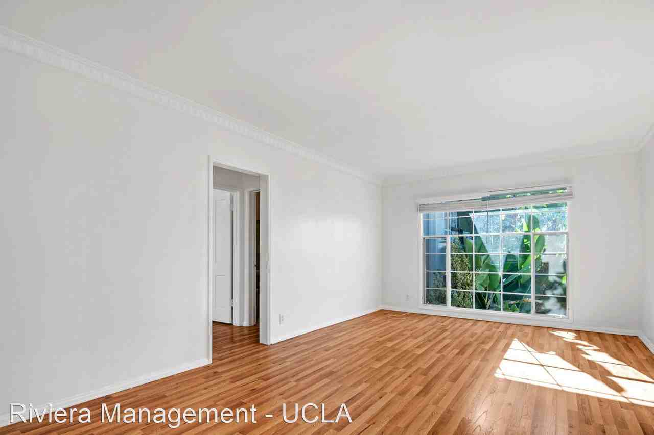 651 Midvale Ave - Photo 2 of 27