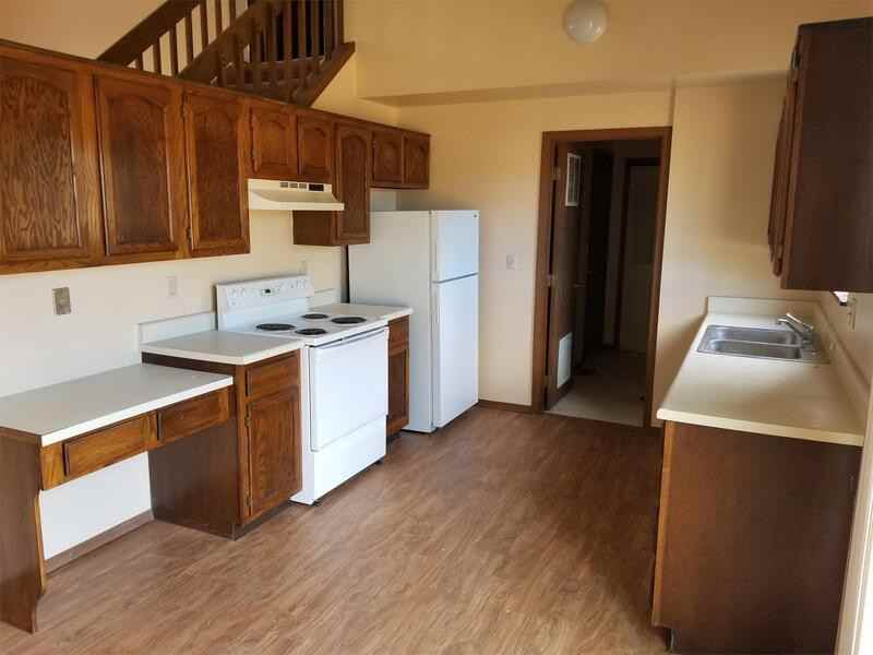 6375 Chippewa Rd - Photo 3 of 27