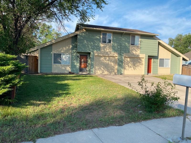 6375 Chippewa Rd - Photo 2 of 27