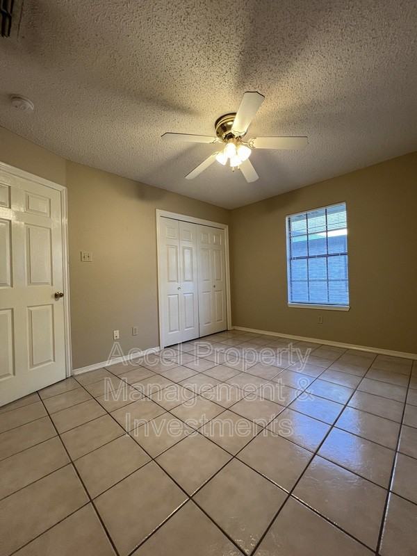 2103 Paradise Dr #4 - Photo 7 of 9