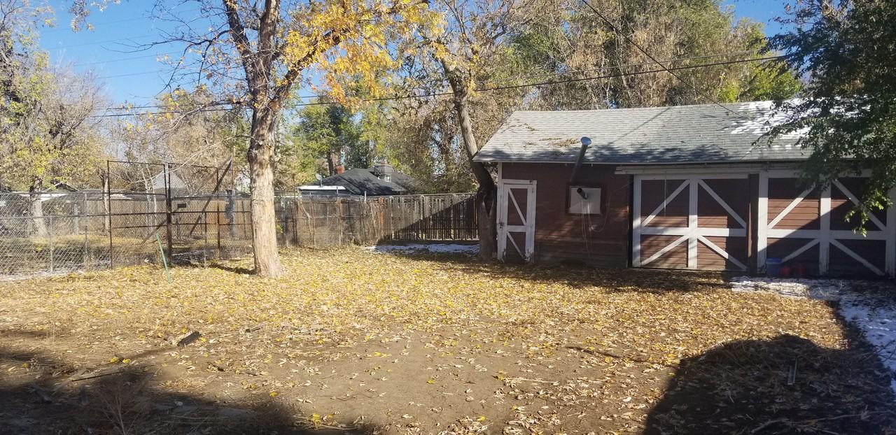 1452 Benton St - Photo 2 of 13