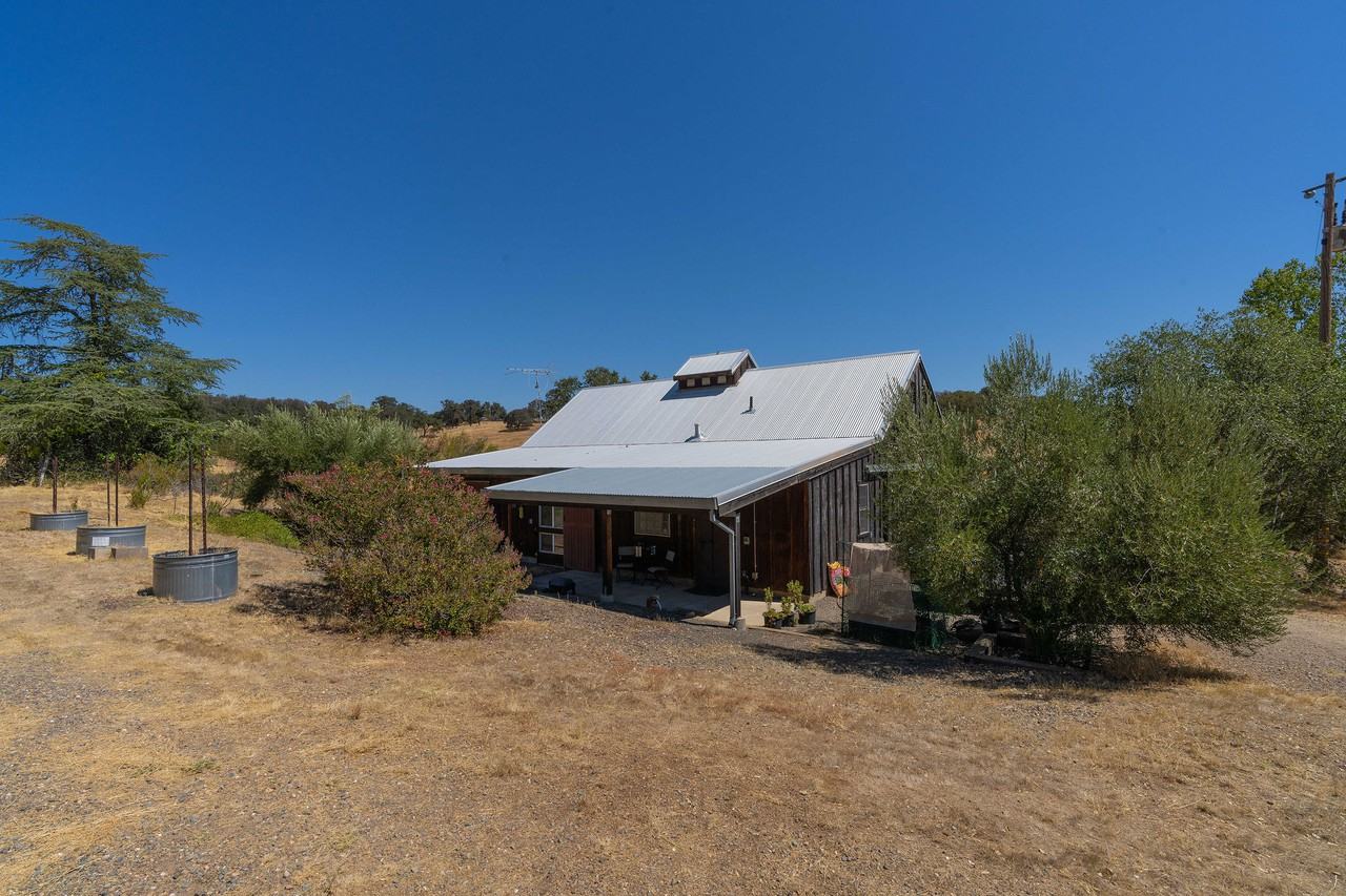 9079 Miller Way - Photo 2 of 35