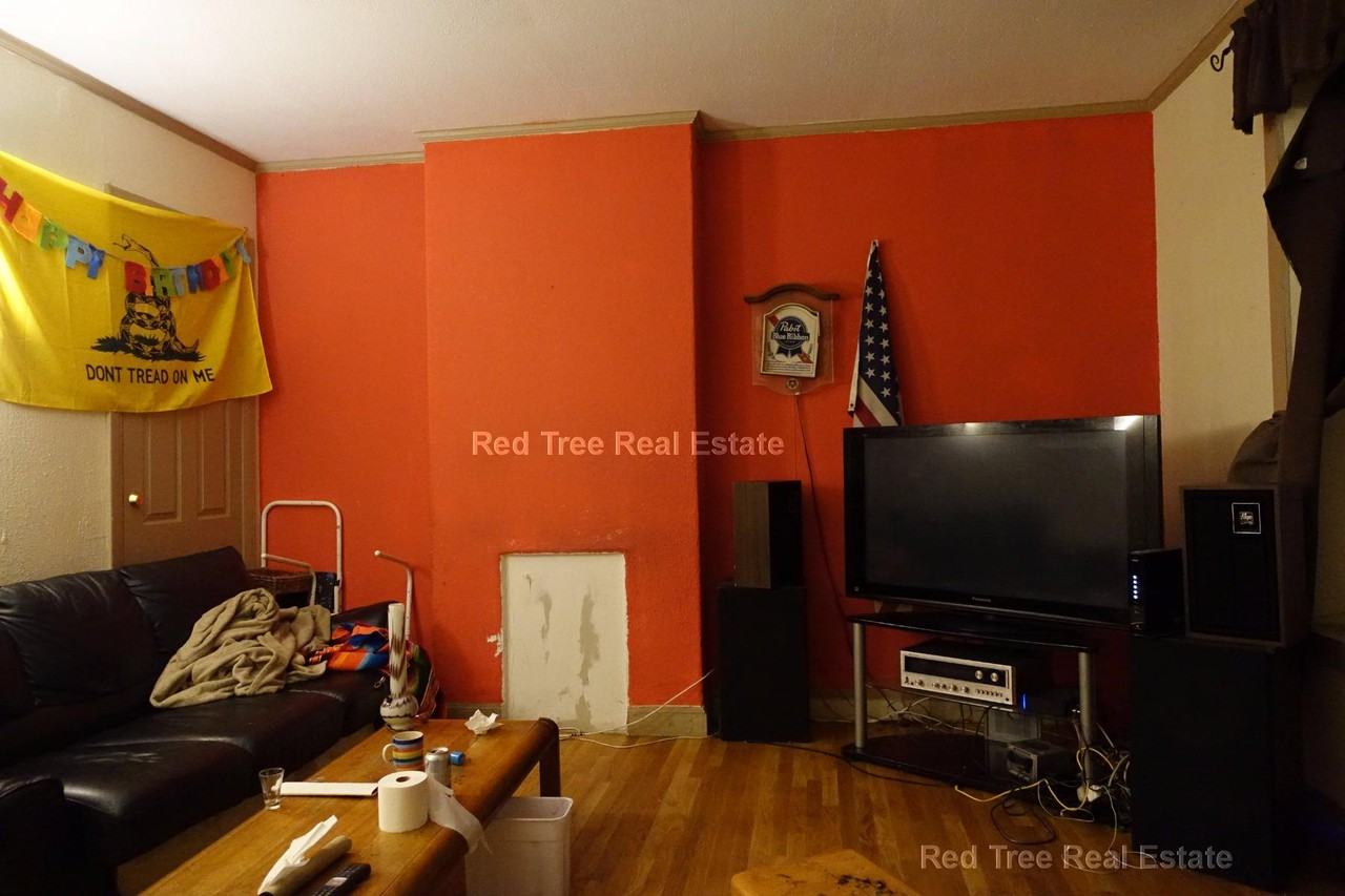 688 Parker St #2 - Photo 6 of 11