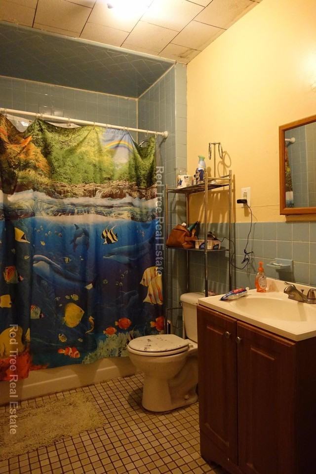 688 Parker St #2 - Photo 7 of 11