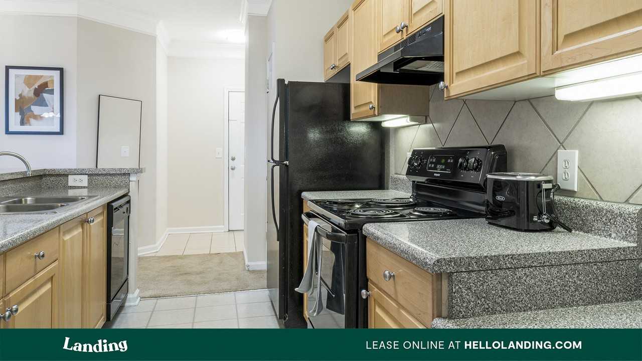 2055 Barrett Lakes Blvd. NW  Kennesaw - Photo 6 of 26