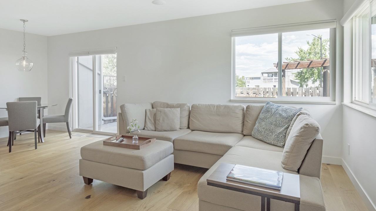 4274 Monroe Dr #A - Photo 2 of 14