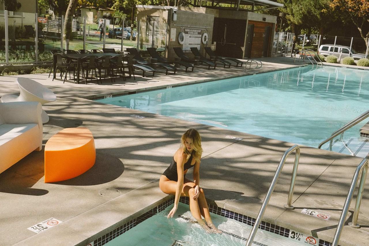 5851 W 88th st - Photo 2 of 44