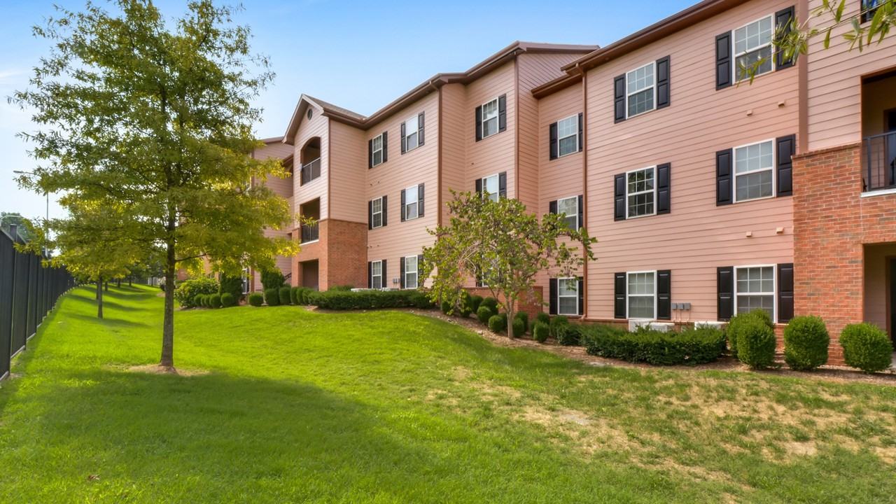 377 Athens Way, Nashville - Photo 3 of 38